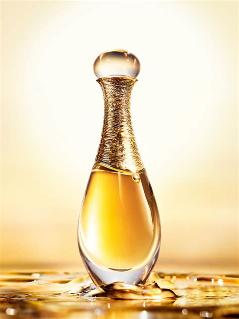 dior perfume gold bottle|j'adore l'or sample.